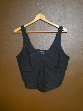 torrid Black Lace-Pattern V-Neck Crop Tank Size L/12